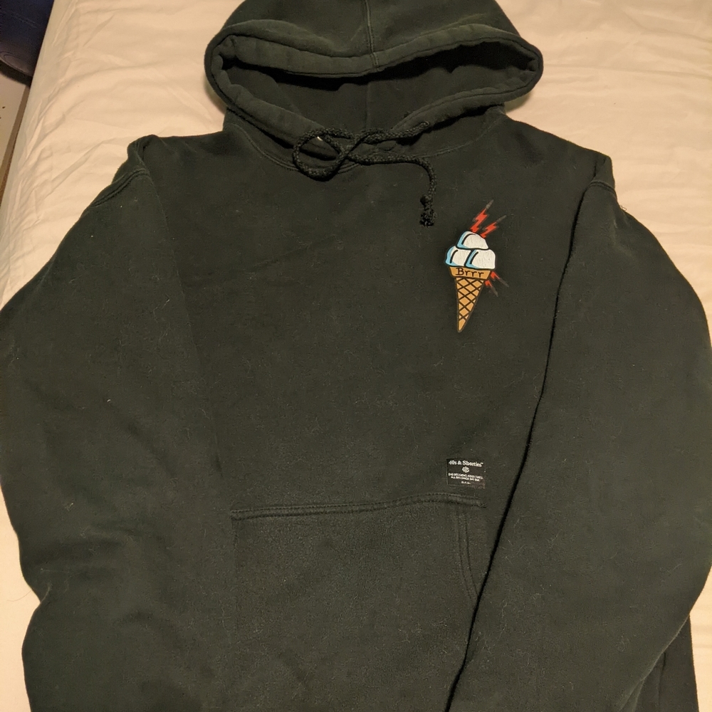 Black hoodie (40s and shorties)